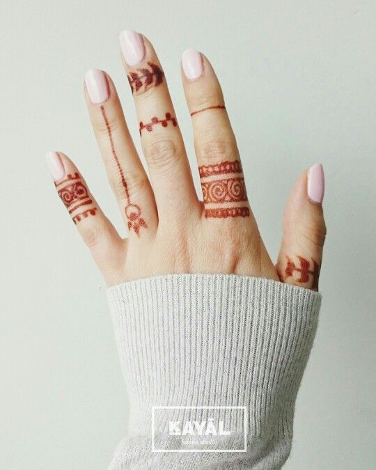 Easy Finger Mehndi for Modern Brides
