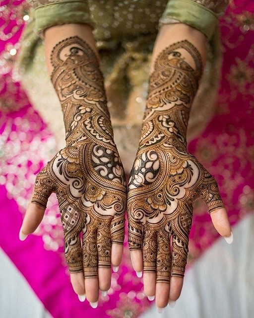 Extravagant Bridal Design for full hands