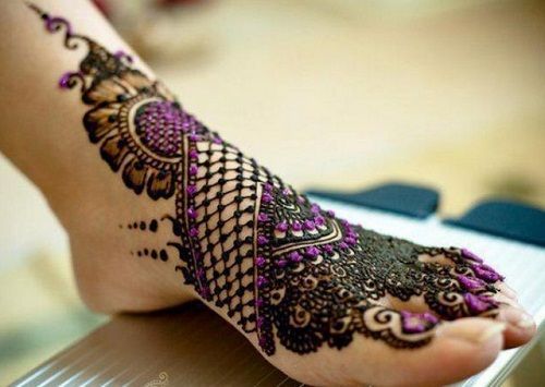 Mehndi Design with Sparkles